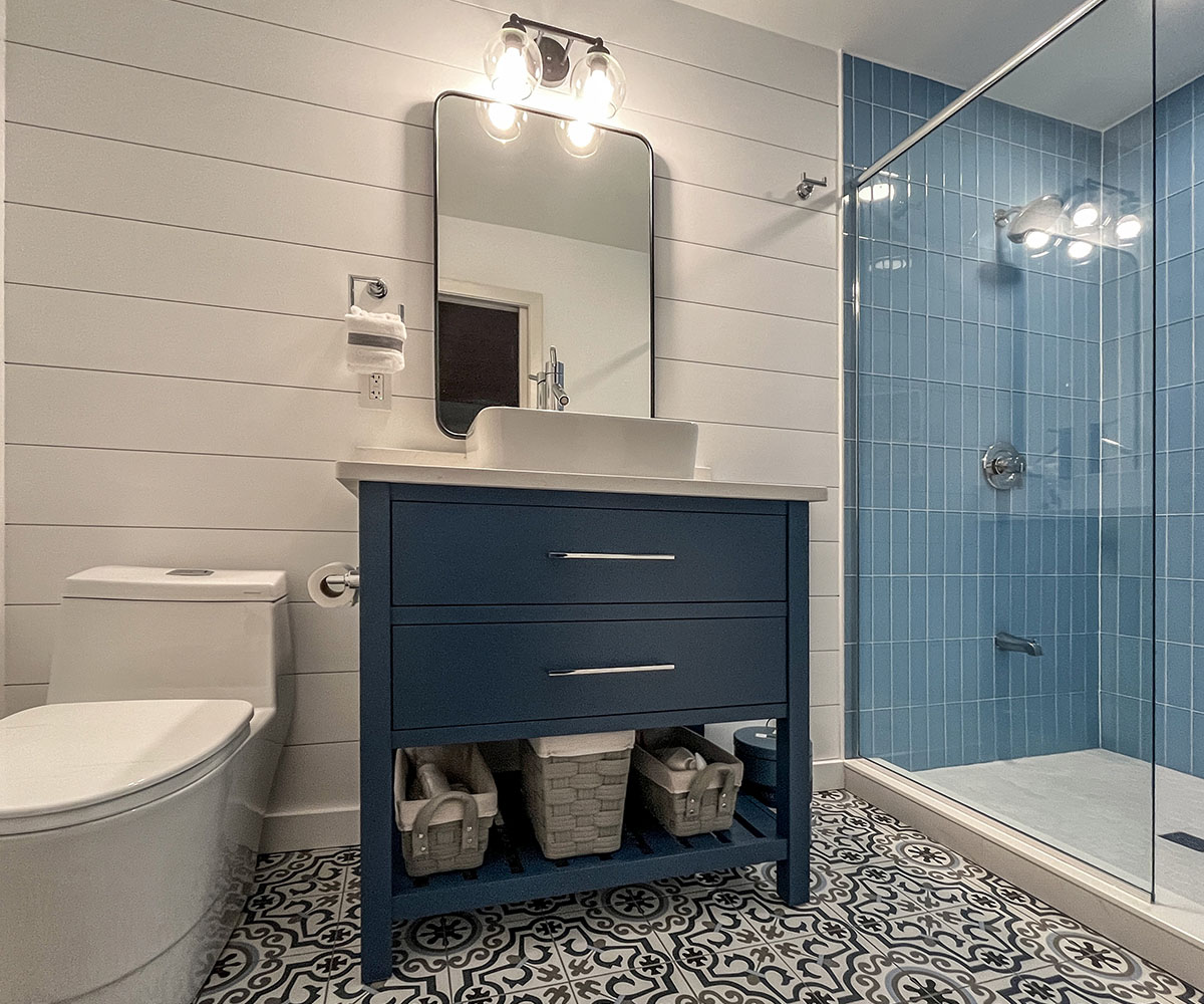 Studio Vanity - Image 2