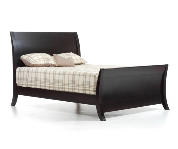 Manhattan Sleigh Bed With Curved Panel